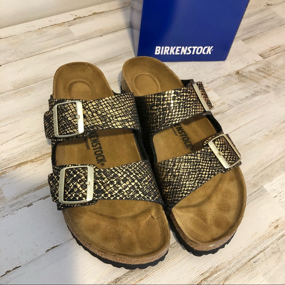 BIRKENSTOCK® Arizona Sandal Size 40 (9-9.5)
